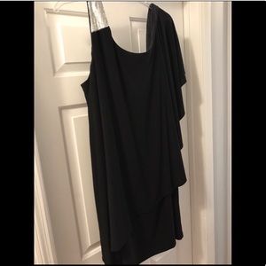 Women’s plus size dress cocktail dress